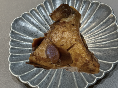 ブリカマの煮付け