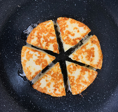 グリルチーズ タラガニ はこんがり焼ける