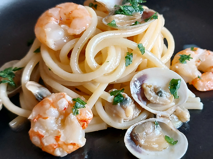 エビ入りパスタ
