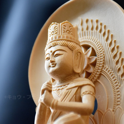 【ほほえみ仏像】　大日如来