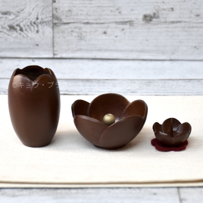 【仏具セット】　梅の花　ミニ仏具セット　紅色　【三具足】