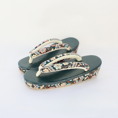 幸工房 オリジナル 草履 （インド刺繍）