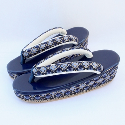 幸工房 オリジナル 草履 　Ｌサイズ（紺インド刺繍）