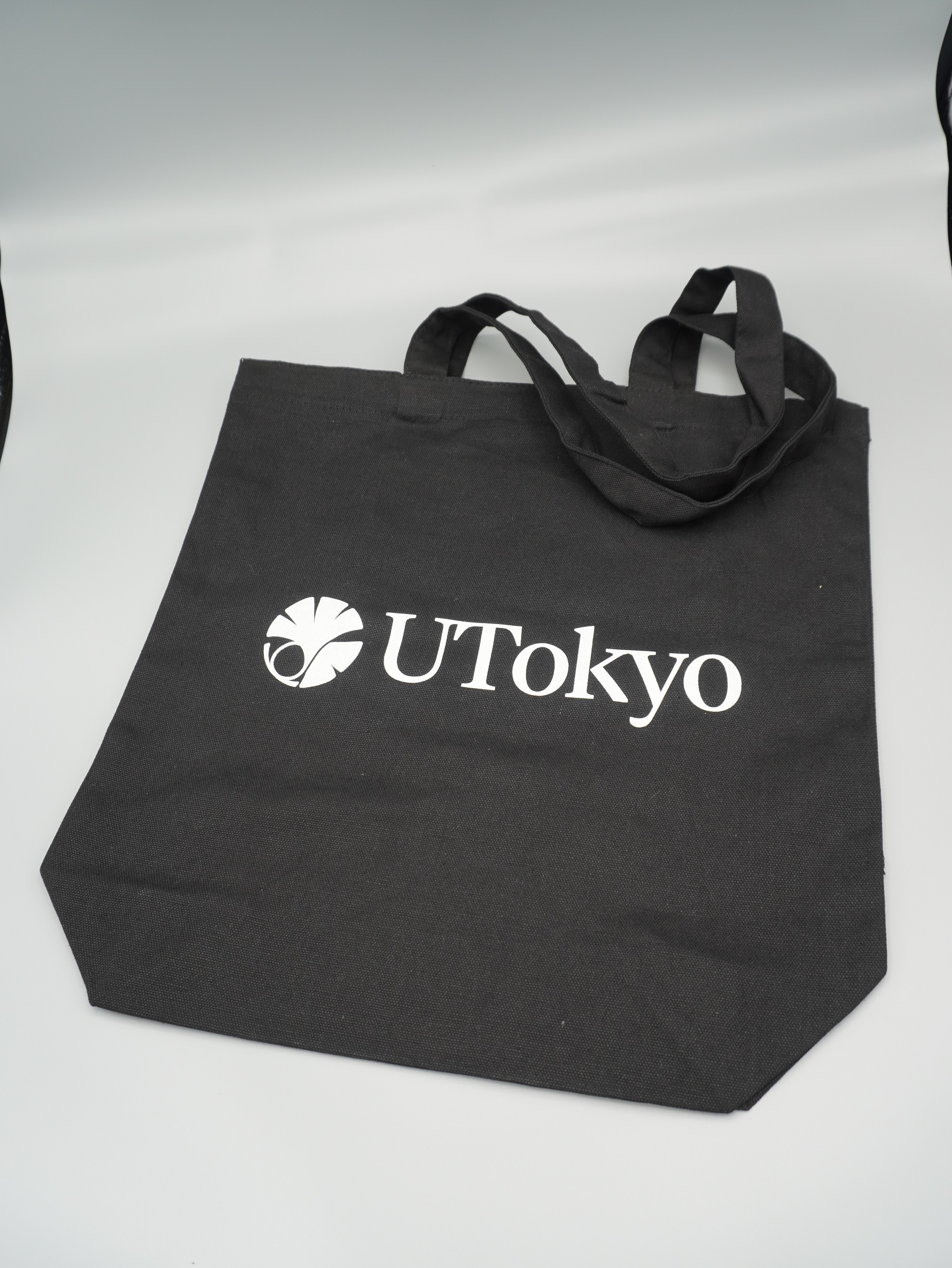 UTokyo 150周年ロゴ入りトートバッグ | 東大生協公式オンライン