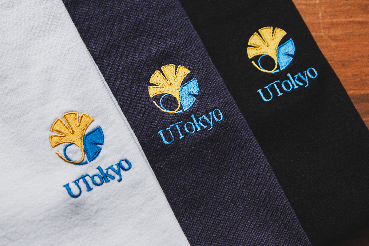 刺繍入りTシャツ ブラック | 東大生協公式オンラインストア