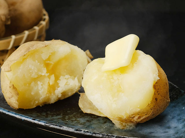 「秀品」よりさらに格上。最高峰『特秀品』富良野メロンプレミアムの通販(お取り寄せ)