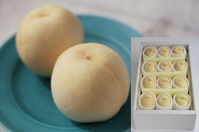 西王母桃　４kg箱　8-15玉入