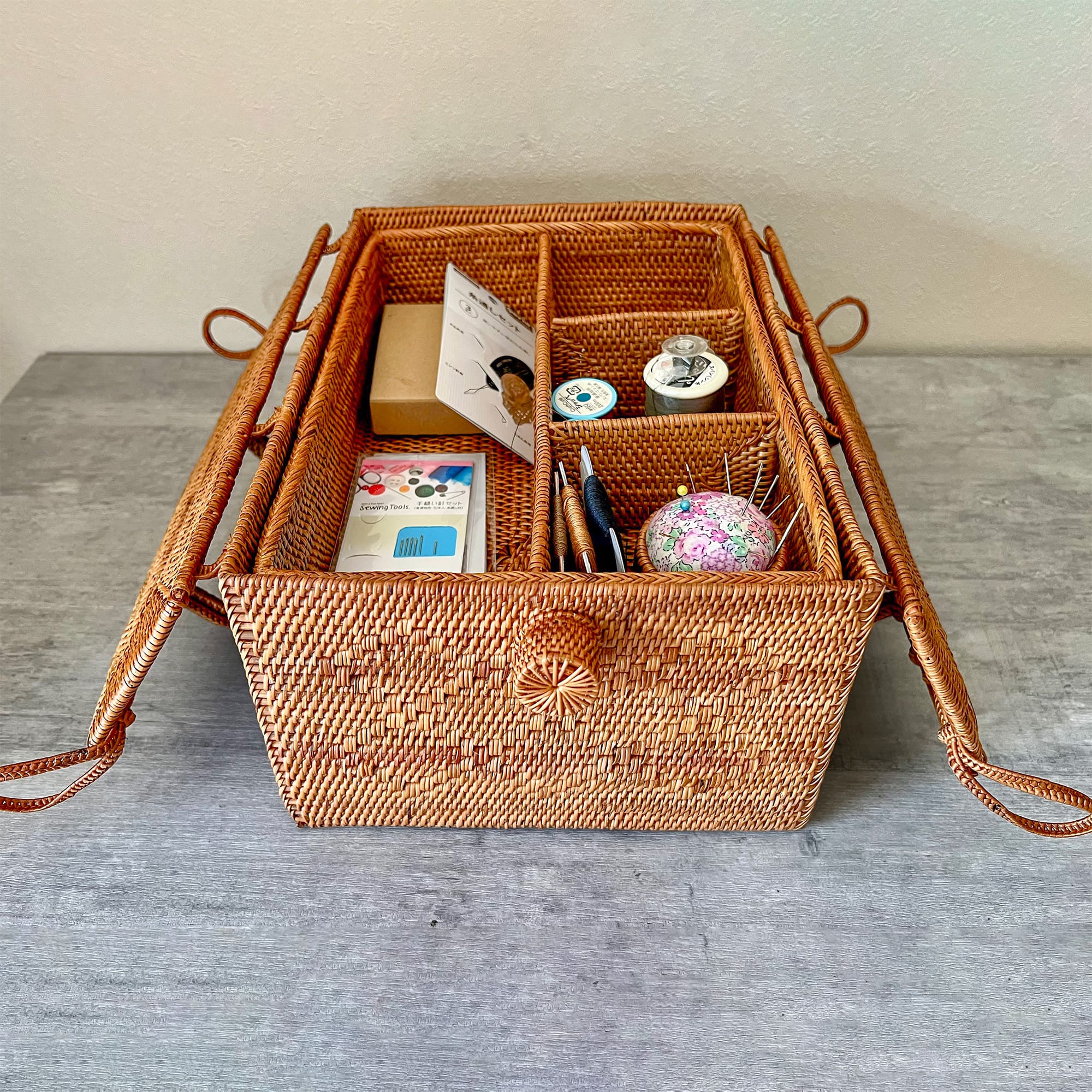 仕切り箱付ソーイングBOX 07