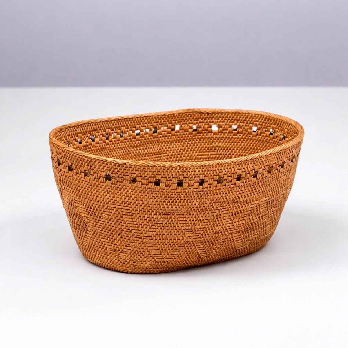 模様部分が“盛り上がって見える”ソンケット系の編み