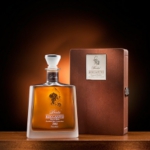 ベルタ・グラッパ ロッカニーヴォ 木箱入り グラッパ・ディ