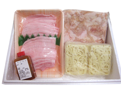 ◇ぷりぷりもつ＆特製ダレが絶品！国産もつ鍋セット　３～４人前