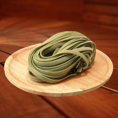 フェトチーネ（緑）