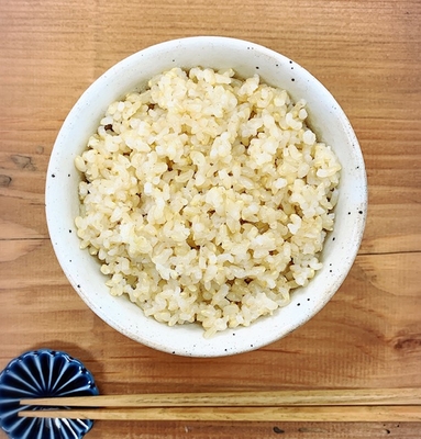 こしひかり　玄米　2kg