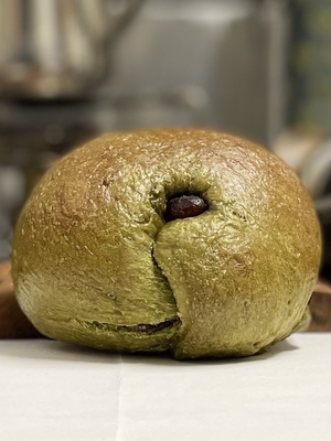抹茶あん　季節限定ベーグルです