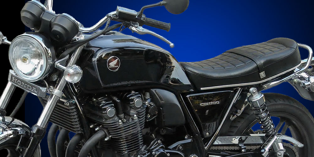 CB1100(SC65)タックロール変形なし