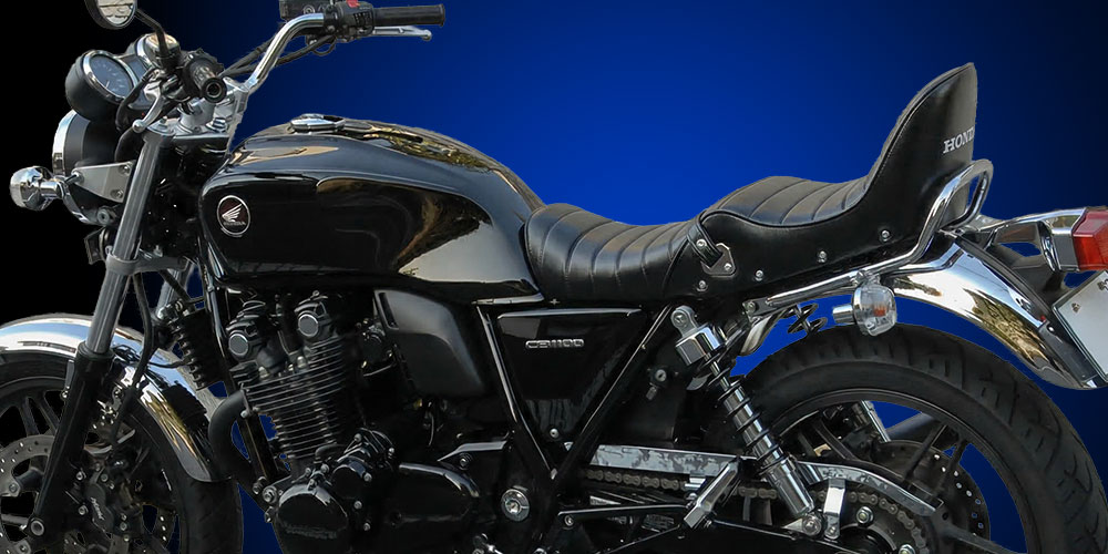 CB1100(SC65)タックロール変形なし