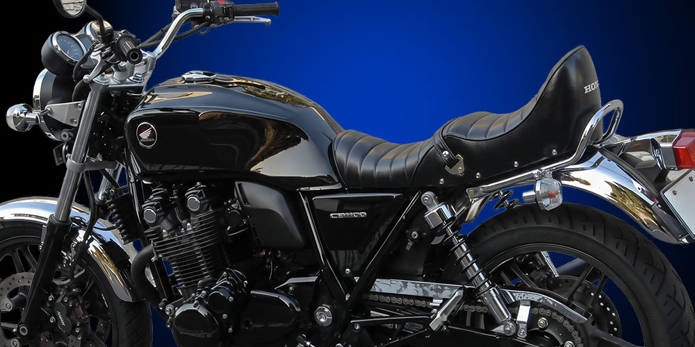 CB1100(SC65)タックロール変形なし