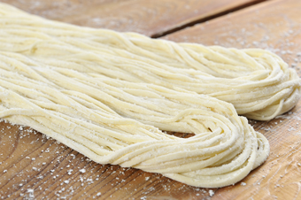 ～白麺～打ち立て・ご家庭用（１６人前）