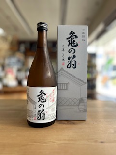 清泉 亀の翁 純米大吟醸 三年熟成 720ml カートン入り 幻の酒米から