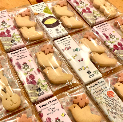 チョコレートと鳥のクッキーのセット