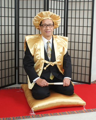 高級ブランド   高級ブランド画像　今井ブランド  お誕生日のプレゼント画像 　最高級品のブランド　高級ブランド品画像　豪華金寿長寿祝着高級ブランド風呂敷付き　豪華金寿座布団と豪華金寿長寿祝着セット