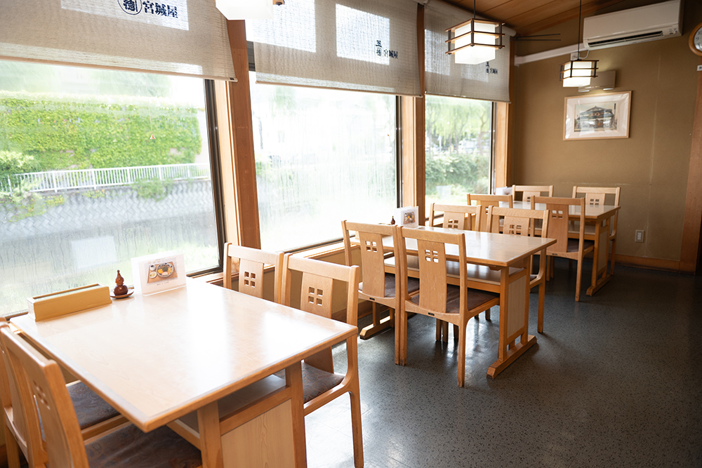 宮城屋蒲鉾店のそば処