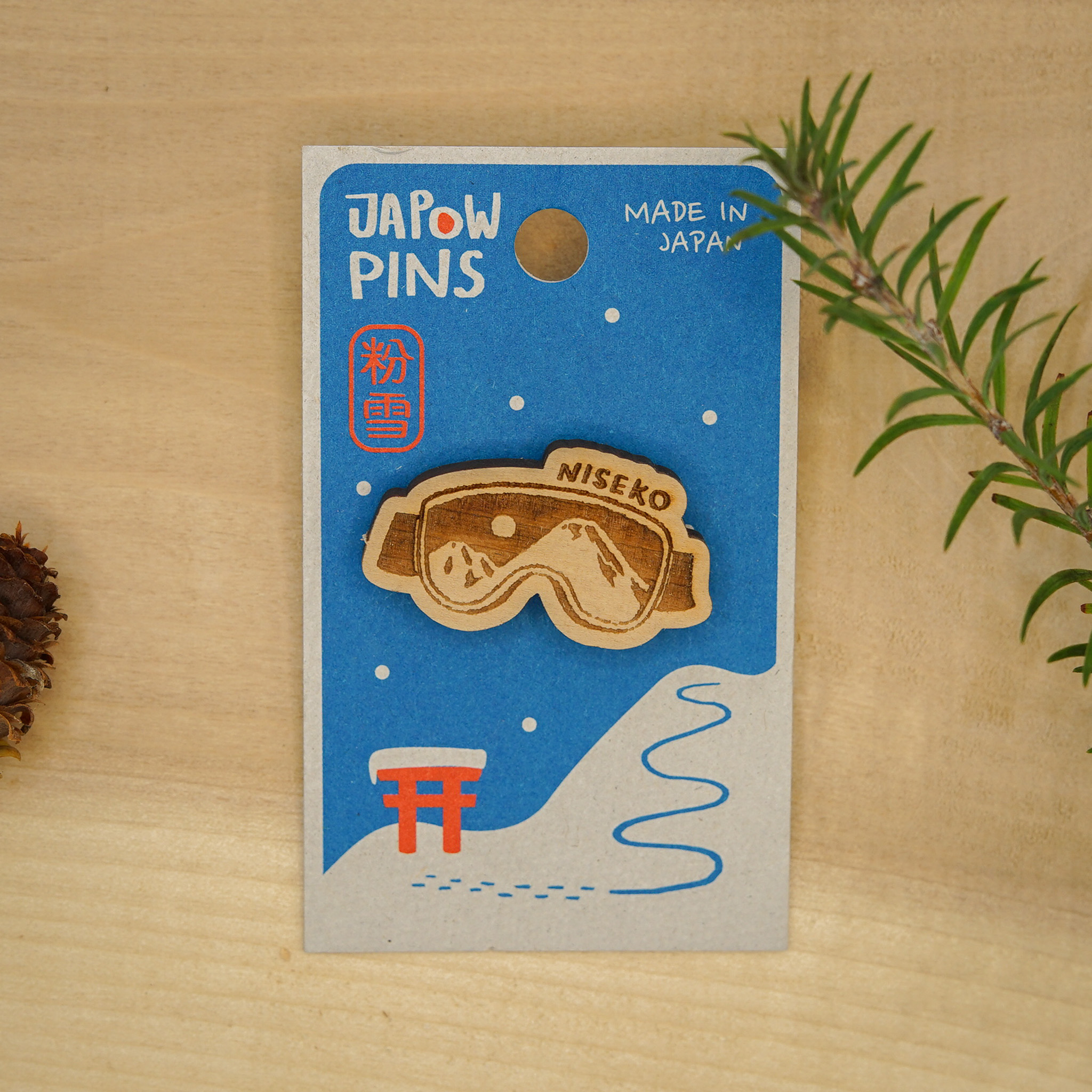 JAPOW PINS　ニセコゴーグル