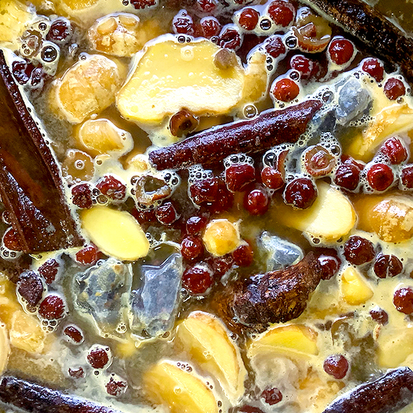 冷えとり りんごシロップ 北広島町サボナーズカフェ