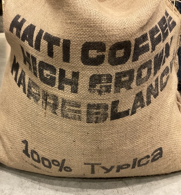 ハイチ共和国　マールブランシュ