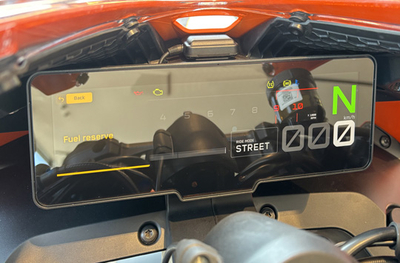 メーター保護フィルム KTM 990 RC R（2026年）, 990 DUKE（2026年）用　※ﾈｺﾎﾟｽ対応