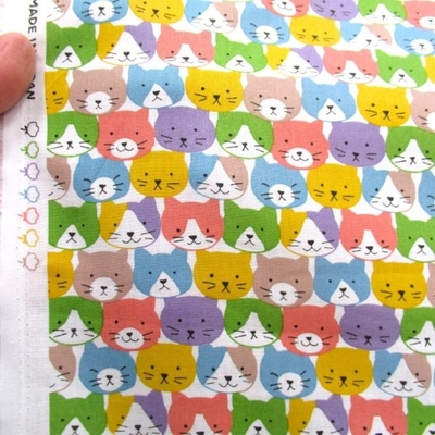 はちわれ猫　アイボリー色　スケアー生地 　(9751)