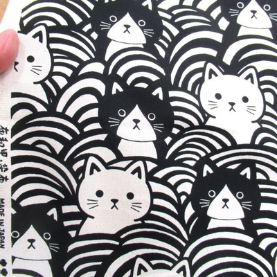 青海波猫　ブラック色　オックス生地 　(9753-2)