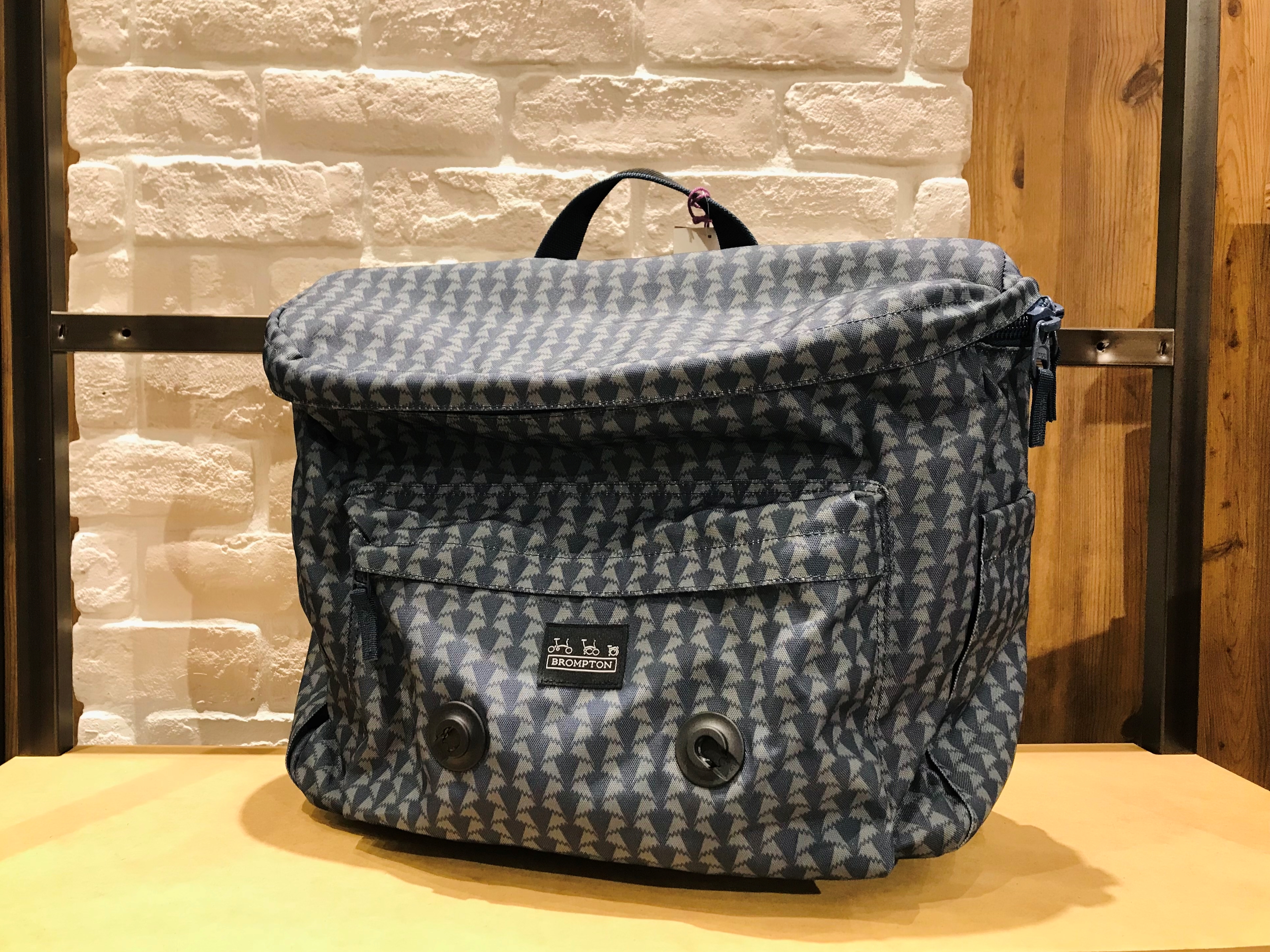 ブロンプトン × LIBERTY NAVY 限定 Back Pack 14L