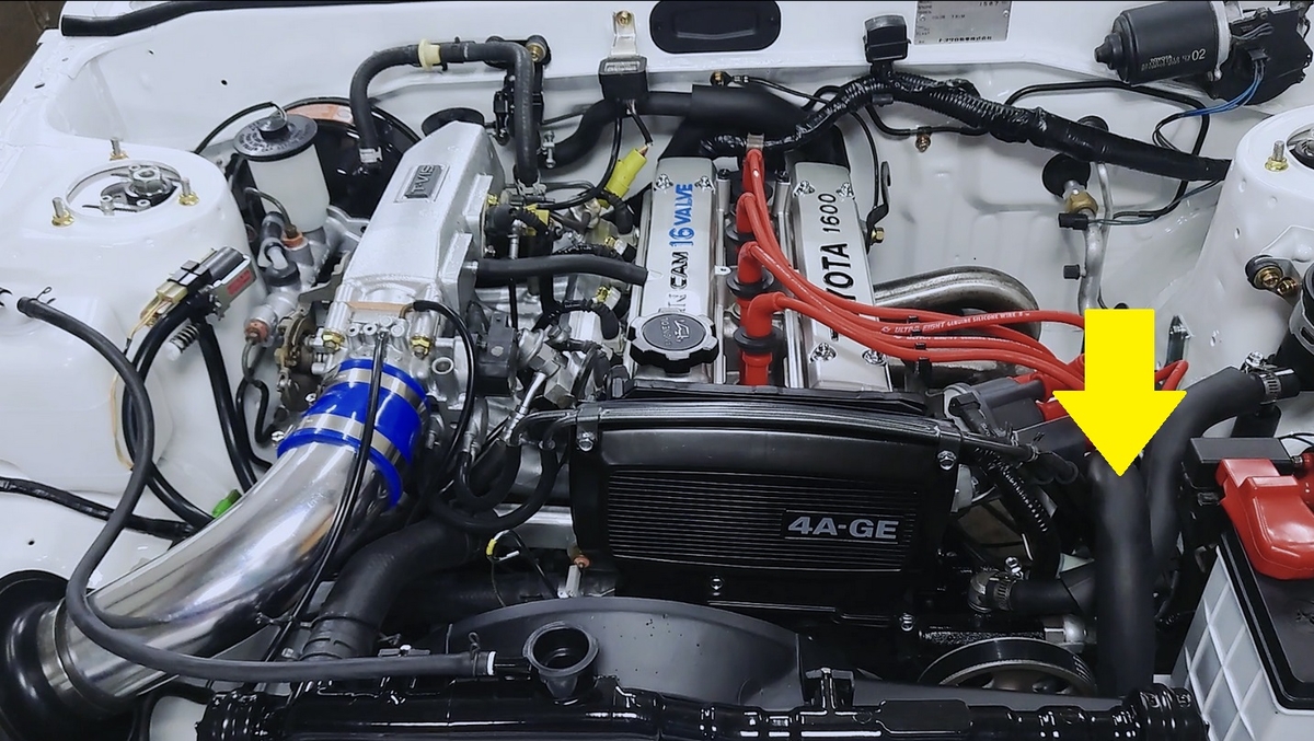 AE86後期・エアコン高圧ホース（R12用Oリング付属）／ホースカバー