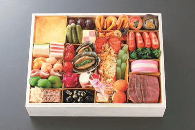 《10/31迄 だしパック特典有》明治記念館のお節 ～和洋お節料理・三人前～