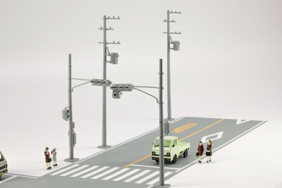 1/80 プラモデル&reg; 交通信号機・電柱セット【8月発売予定】