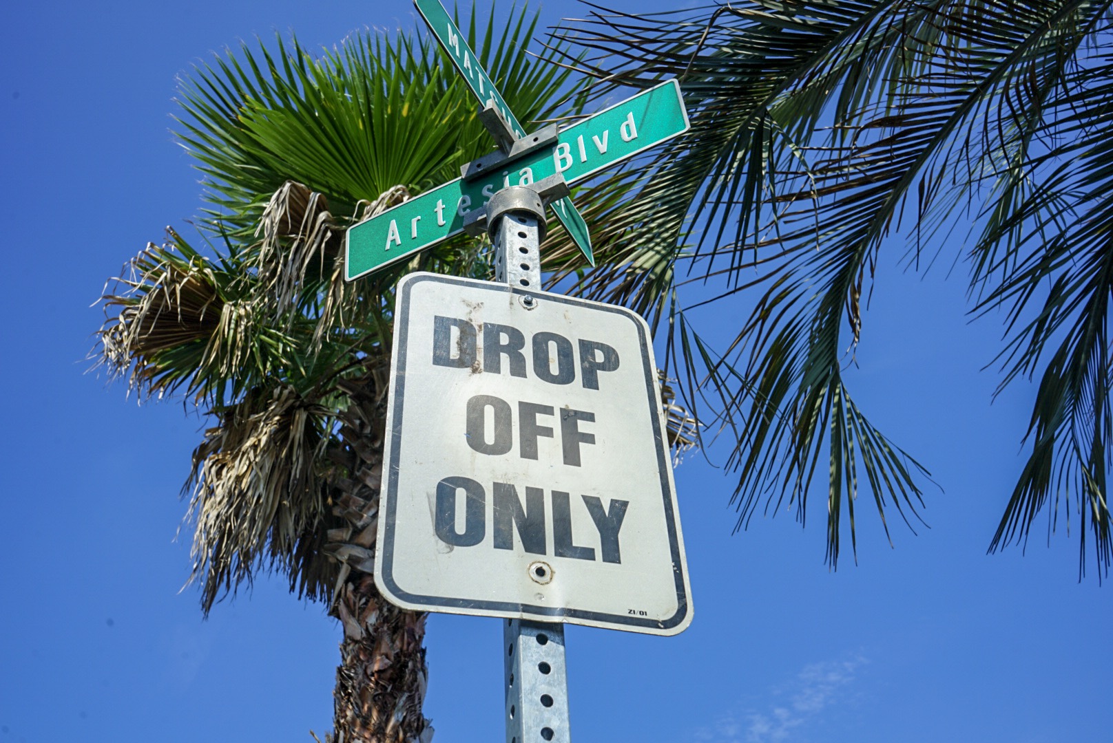 ロードサイン DROP OFF ONLY | Berry Land