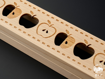 木香炉:ふくふくリンゴ(脊振山系産ひのき間伐材使用)