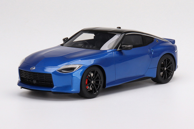 TS 1/18 Nissan フェアレディ Z バージョン ST 2023 セイランブルー(右