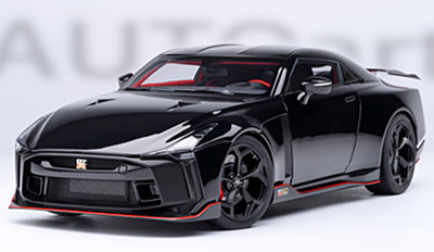 AUTOart 1/18 NISSAN GT-R50 by ITALDESIGN （ブラック／マット・ブラック）
