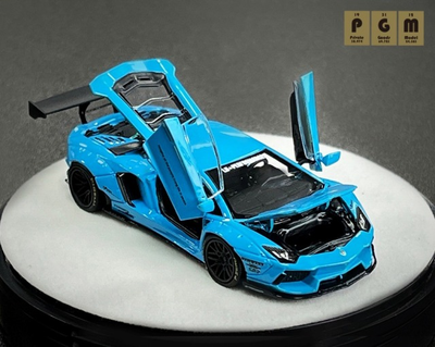 PGM 1/64 (ダイキャスト製) LBWK LP700-4 BB ブルー - Rotating display ※回転台座バージョン、世界限定999台