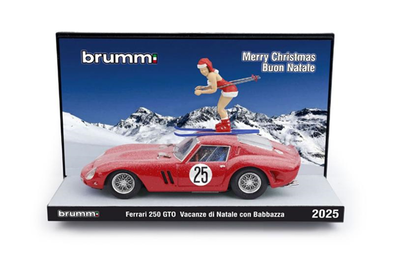 Brumm(ブルム) 1/43  フィアット 600 ムルティプラ 1シリーズ  1956  セダン サービス 1956年第7回冬季オリンピック  コルティナ・ダンペッツォ（イタリア）