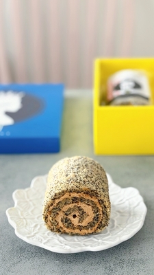ケシの実とヘーゼルナッツのカフェロール　※寄付額 30円※