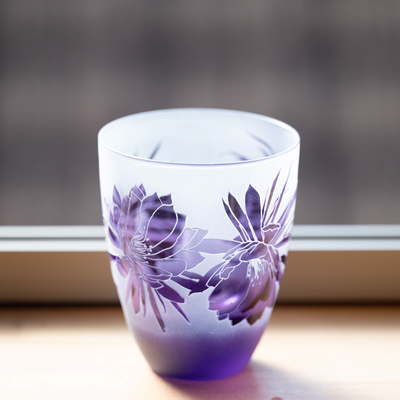 月下美人のグラス