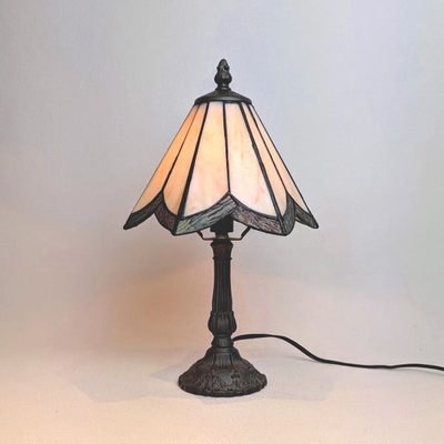 ステンドグラステーブルランプ　　品番.b012ep812