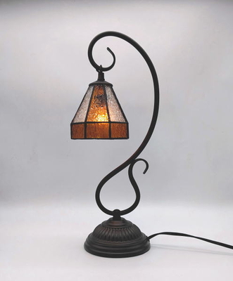 ステンドグラステーブルランプ　　品番.td030582