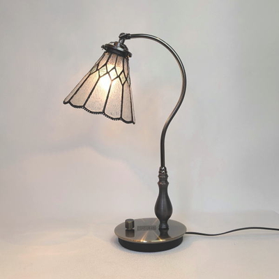 ステンドグラステーブルランプ　　品番.fc1570a-ep176