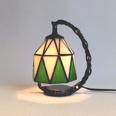 ステンドグラステーブルランプ　　品番.td000587