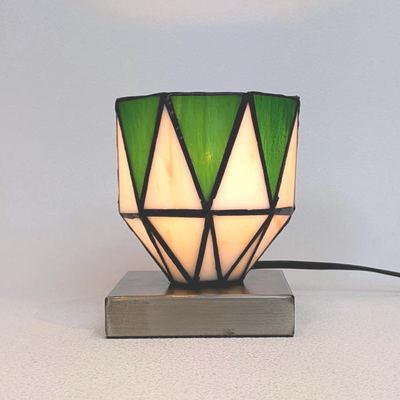 ステンドグラステーブルランプ　　品番.td034587