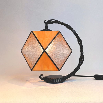 ステンドグラステーブルランプ　　品番.td037ep198